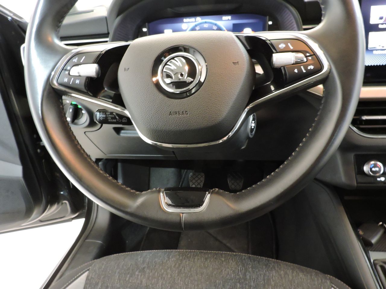 Skoda Kamiq 1.0 TSI 81 kW - Foto 11