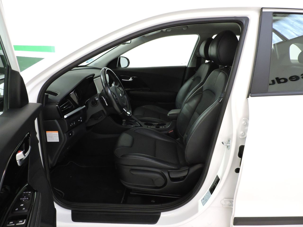 Kia Niro 1.6 HEV Drive GDI 141cv - Foto 17
