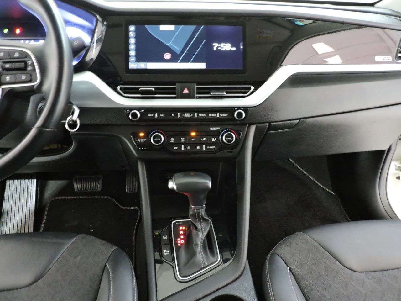 Kia Niro 1.6 HEV Drive GDI 141cv - Foto 15