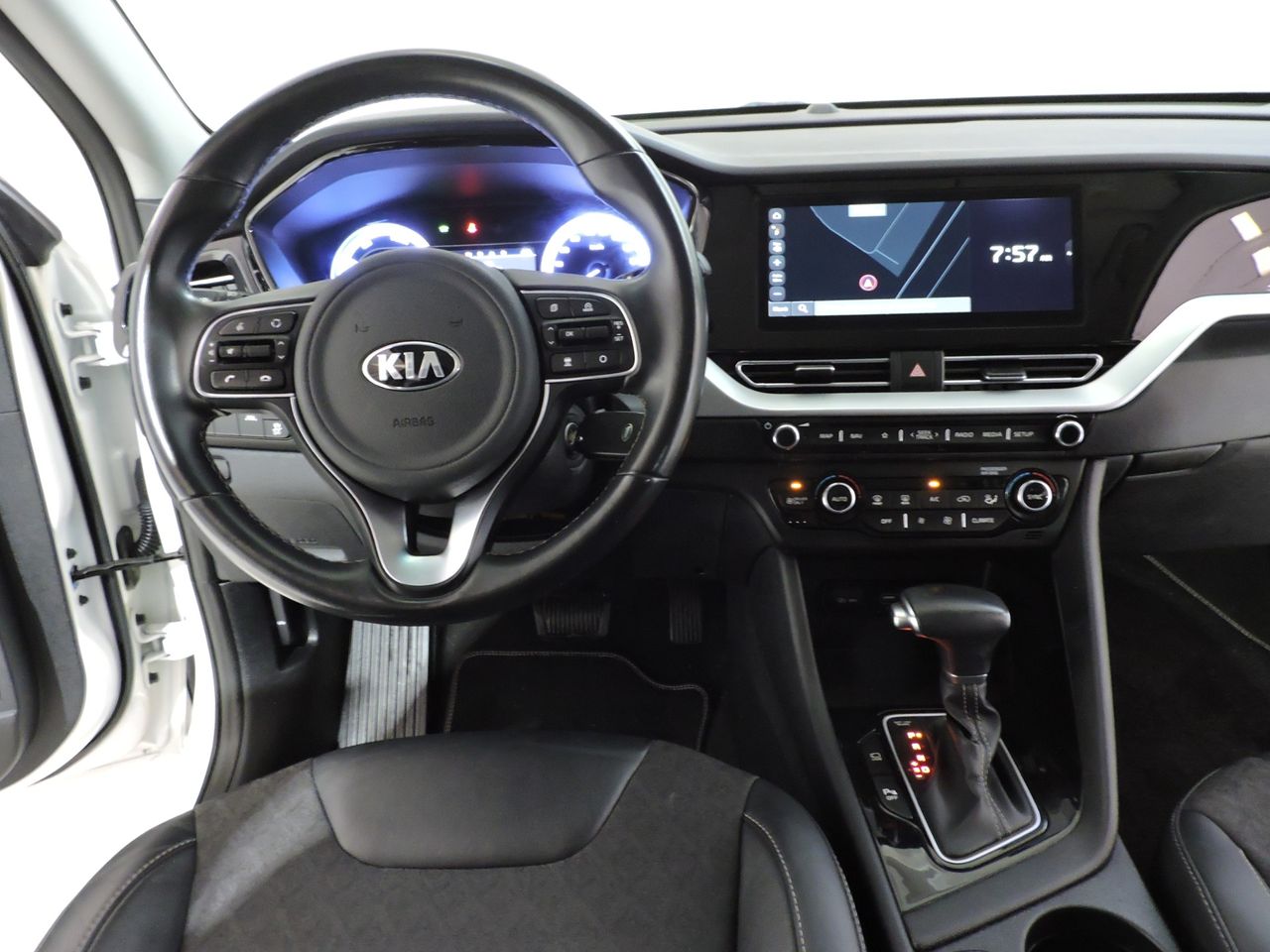 Kia Niro 1.6 HEV Drive GDI 141cv - Foto 10