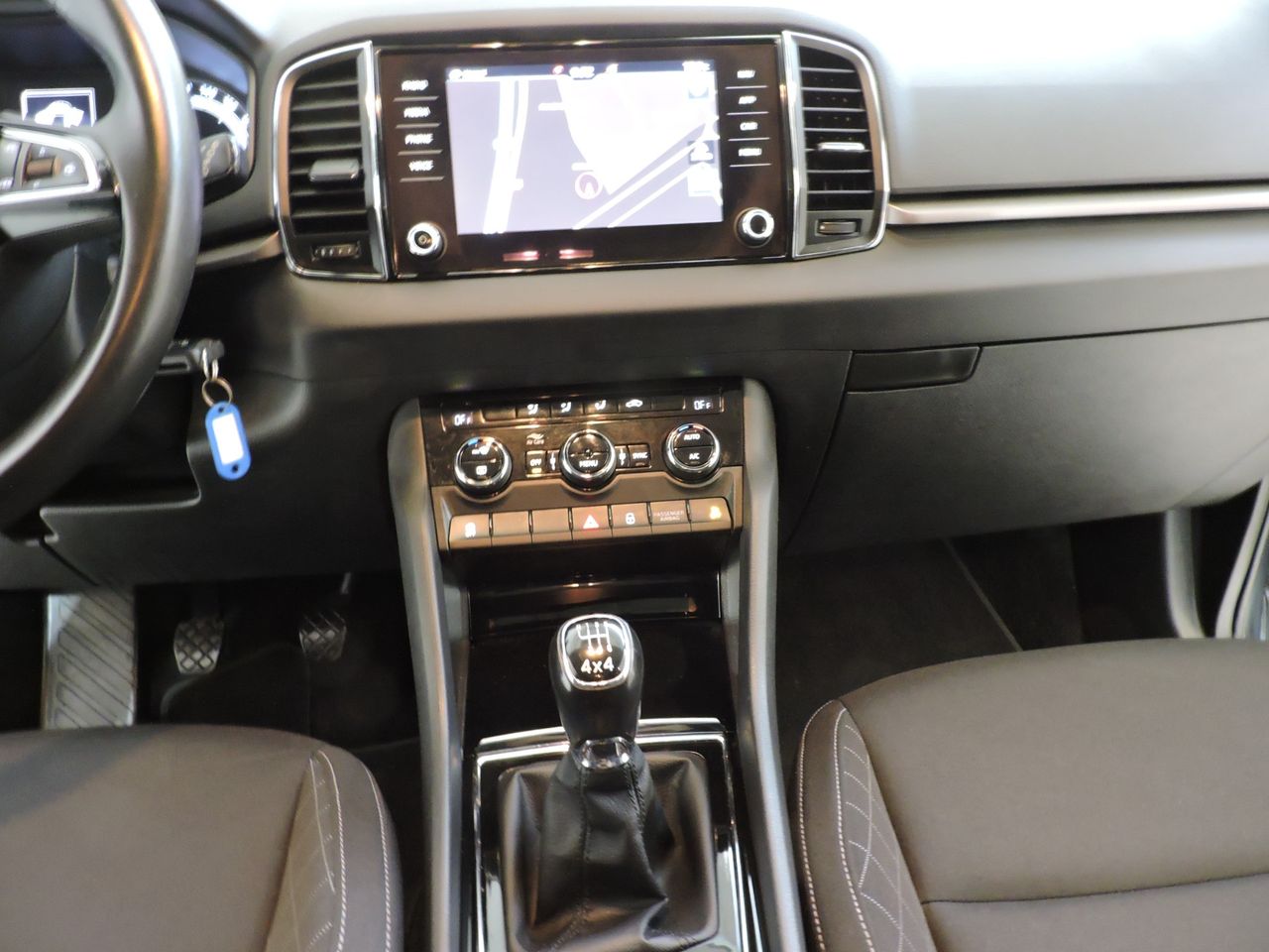 Skoda Karoq Style 2.0 TDI 110 kW 150CV SCR EXECUTIVE 4WD - Foto 15