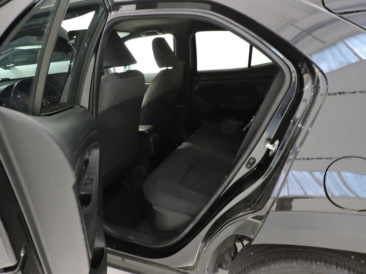 Toyota Yaris Cross Hybrid 120H Active Tech E-CVT TREND - Foto 19