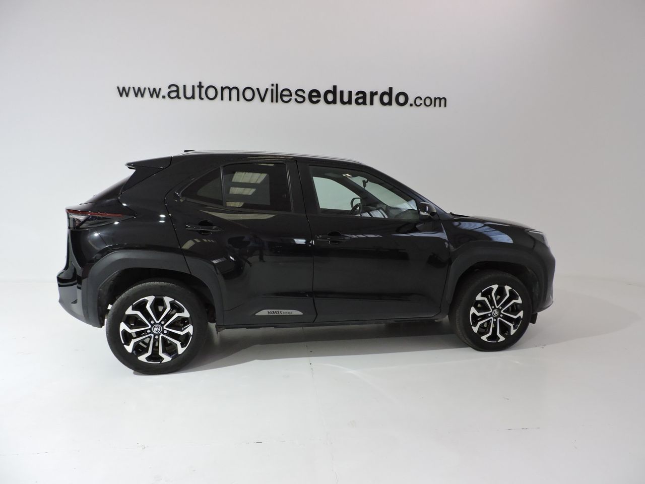 Toyota Yaris Cross Hybrid 120H Active Tech E-CVT TREND - Foto 9