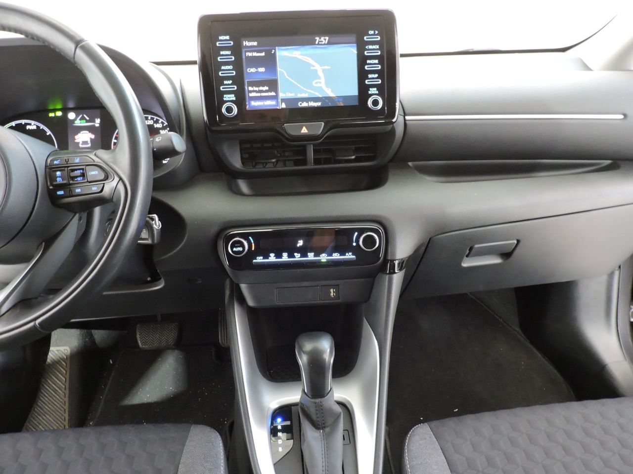 Toyota Yaris 5p 120H Active Tech HYBRID BUSINESS MY20 - Foto 12