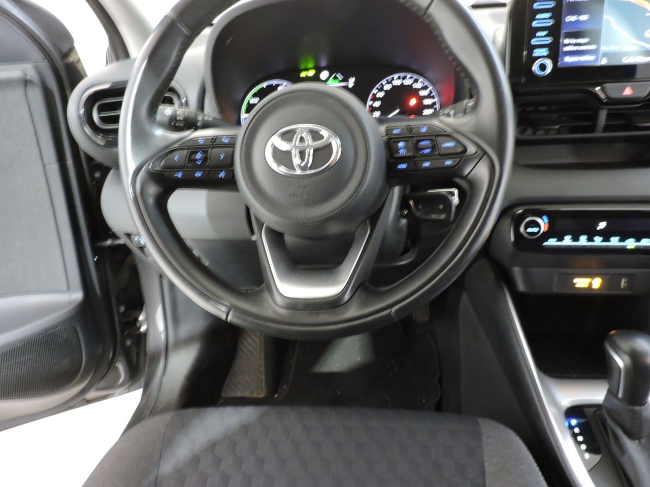 Toyota Yaris 5p 120H Active Tech HYBRID BUSINESS MY20 - Foto 11