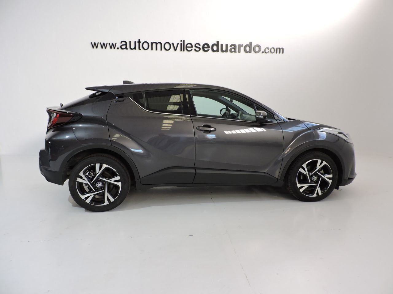Toyota C-HR 125H Active 1.8H (122CV) E-CVT TREND - Foto 8