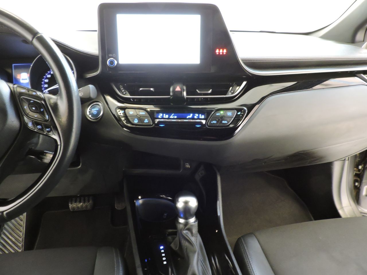 Toyota C-HR 125H Active 1.8H (122CV) E-CVT TREND - Foto 19