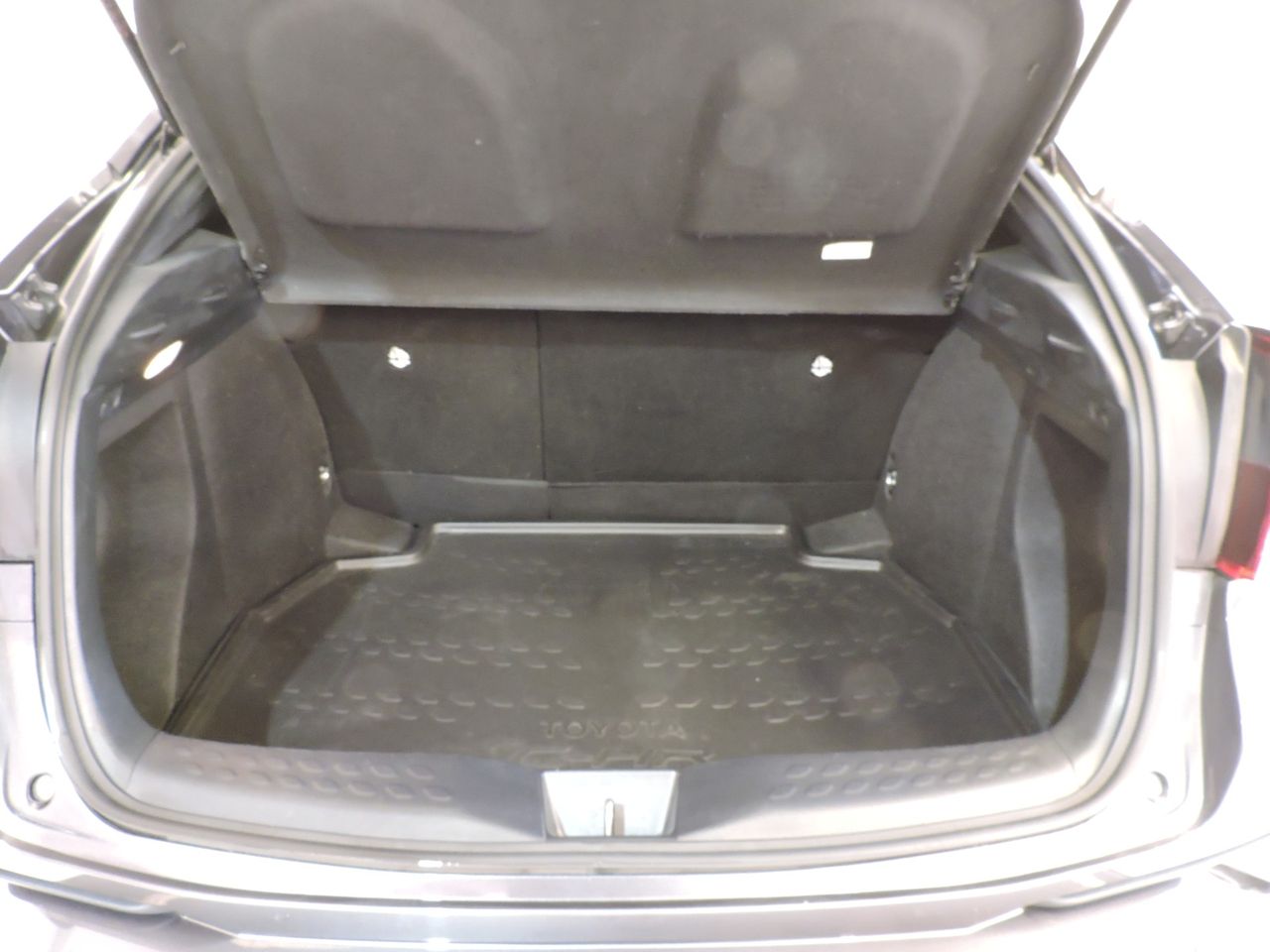 Toyota C-HR 125H Active 1.8H (122CV) E-CVT TREND - Foto 20