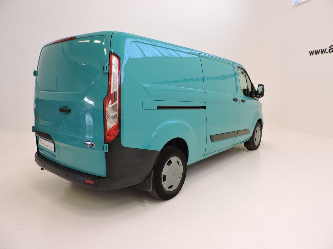 Ford Transit Custom Kombi L2 Trend 2.0 TDCi 96 kW VAN - Foto 7