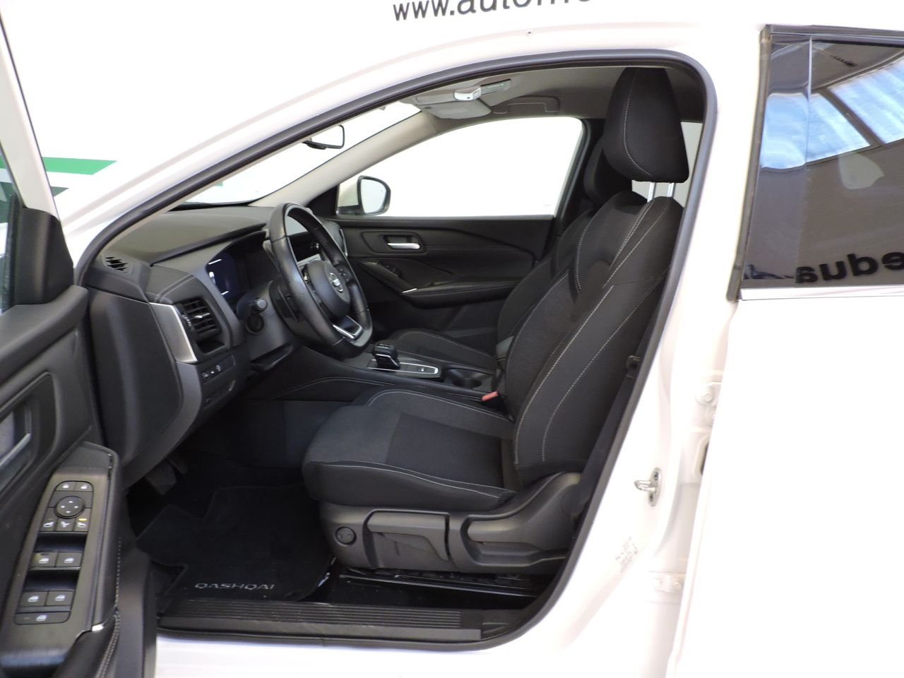 Nissan Qashqai DIG-T 116 kW 158 N-CONNECTA XTRONIC - Foto 16