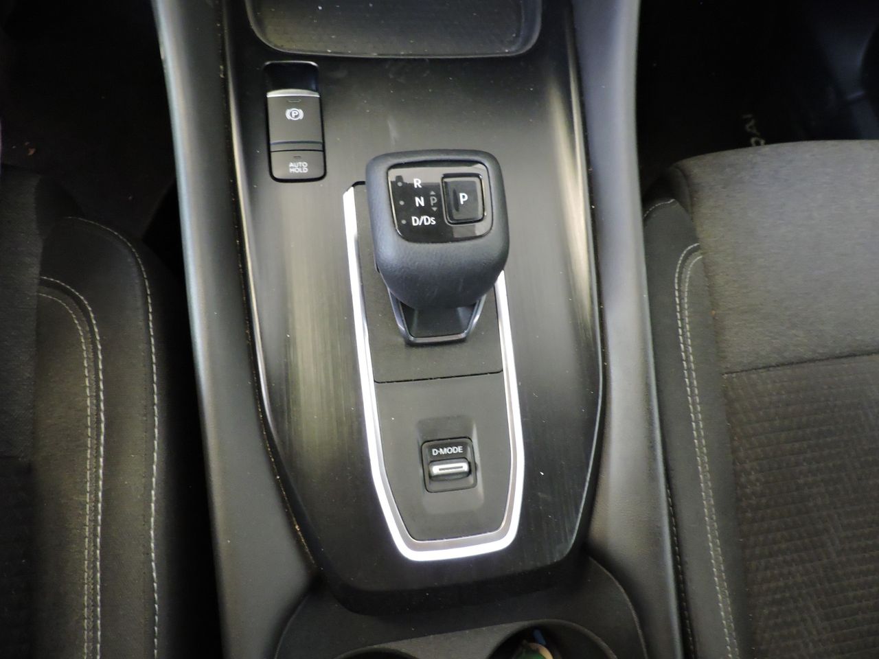 Nissan Qashqai DIG-T 116 kW 158 N-CONNECTA XTRONIC - Foto 15