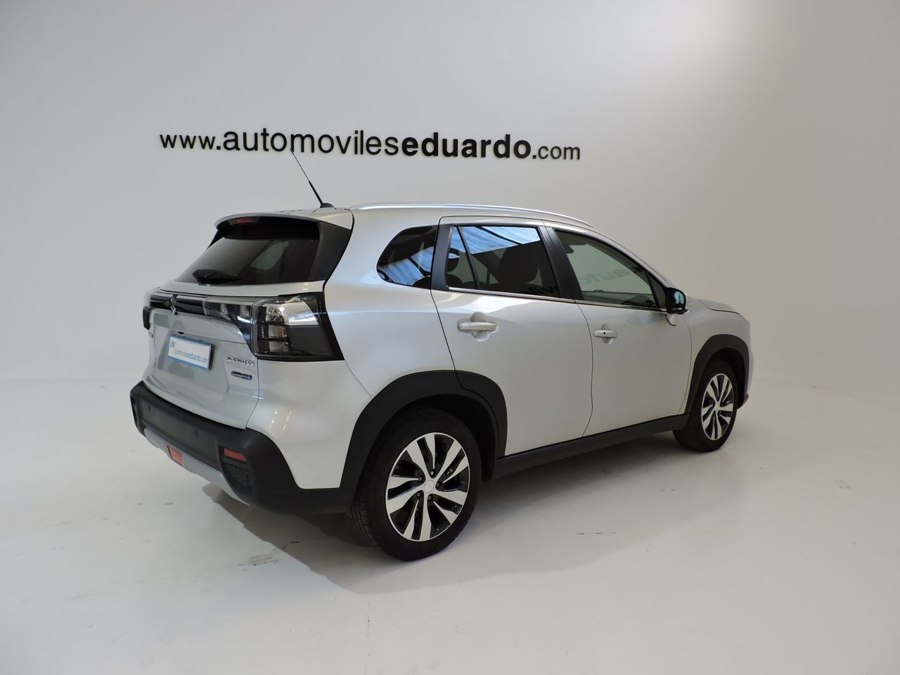 Suzuki SCross 1.5 DUALJET 140V STARVIEW AUTO - Foto 7