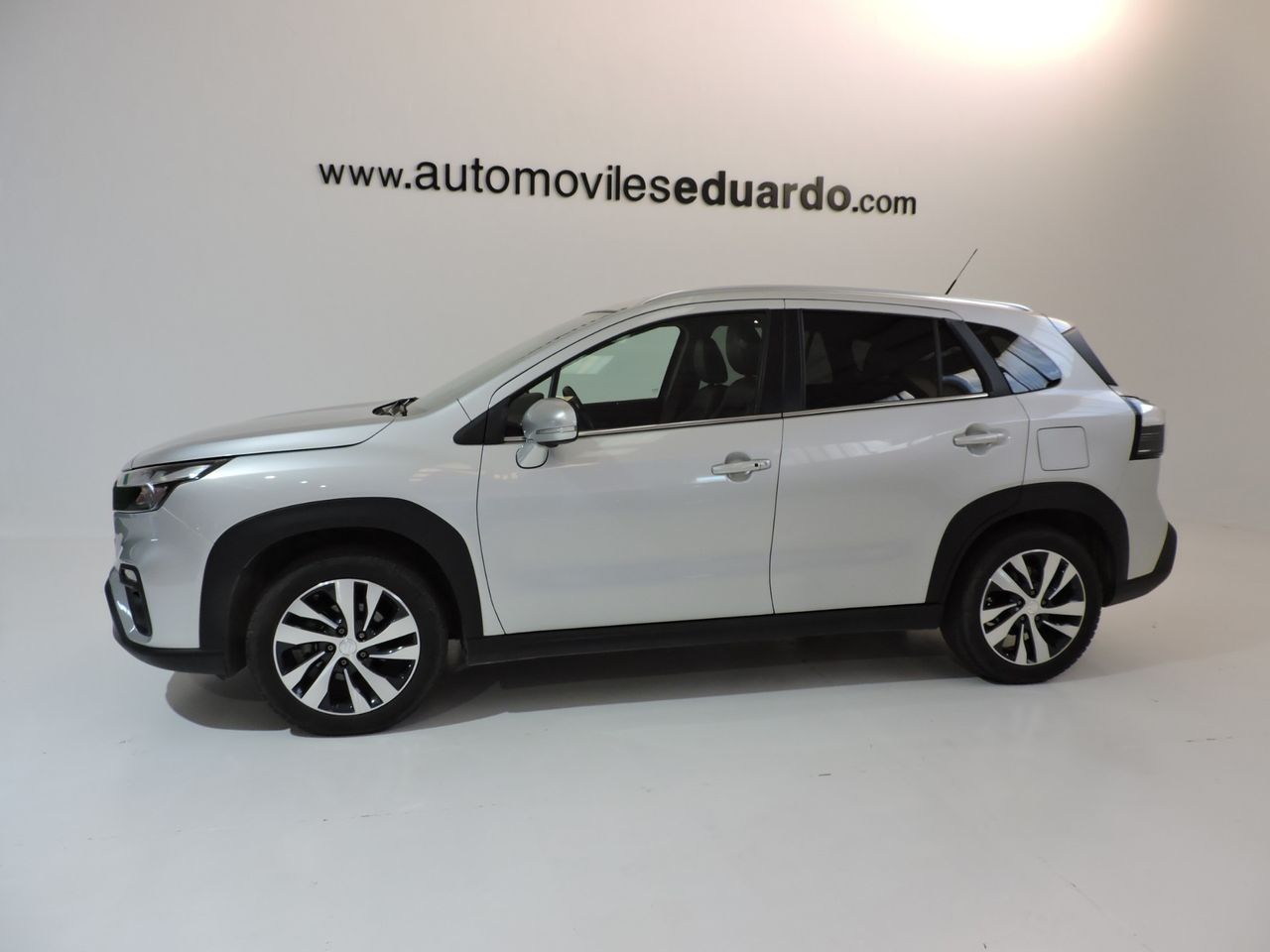 Suzuki SCross 1.5 DUALJET 140V STARVIEW AUTO - Foto 9