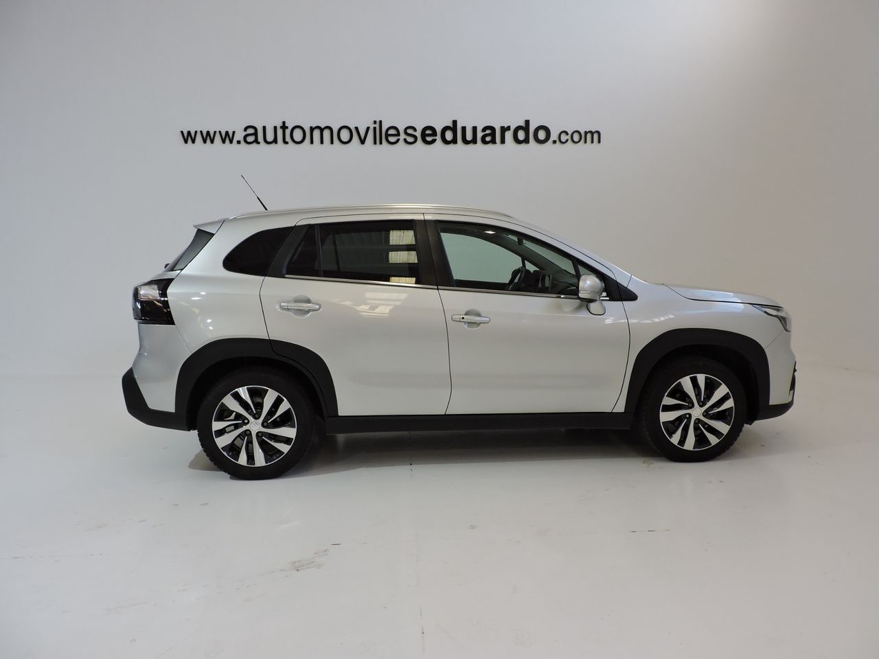 Suzuki SCross 1.5 DUALJET 140V STARVIEW AUTO - Foto 5