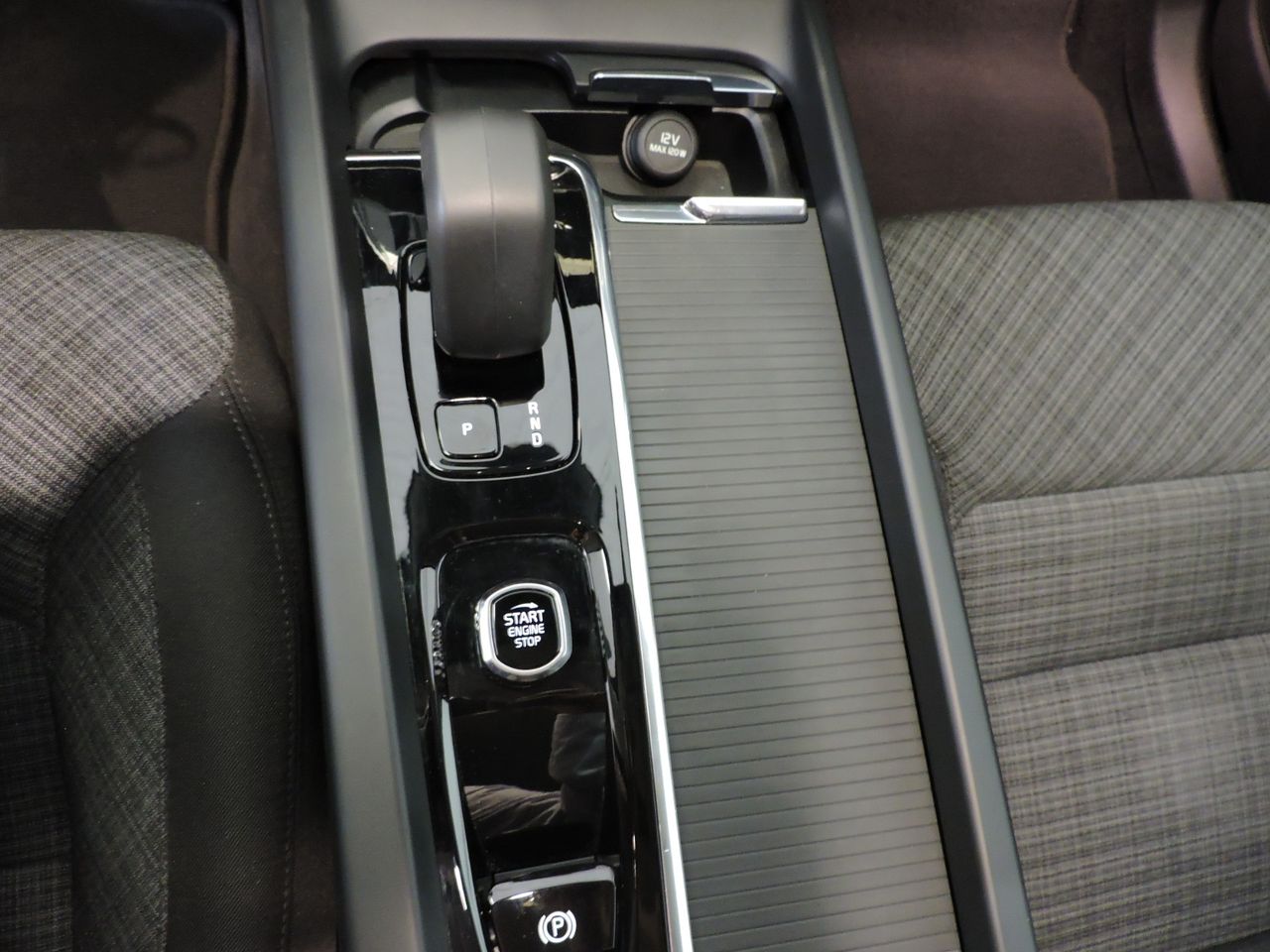 Volvo XC60 Core B4 Diesel - Foto 15