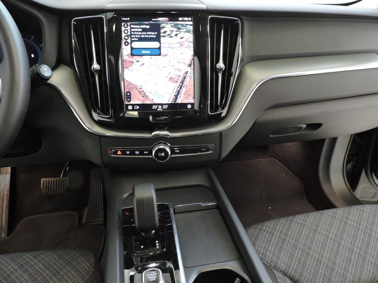 Volvo XC60 Core B4 Diesel - Foto 18