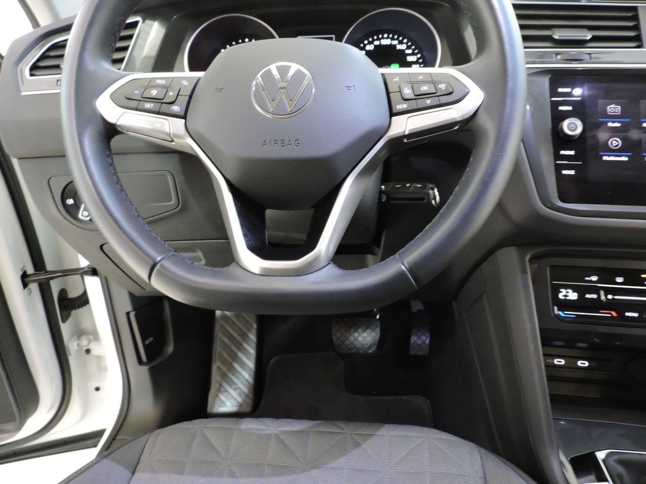 Volkswagen Tiguan Life 2.0 TDI 110 kW - Foto 14
