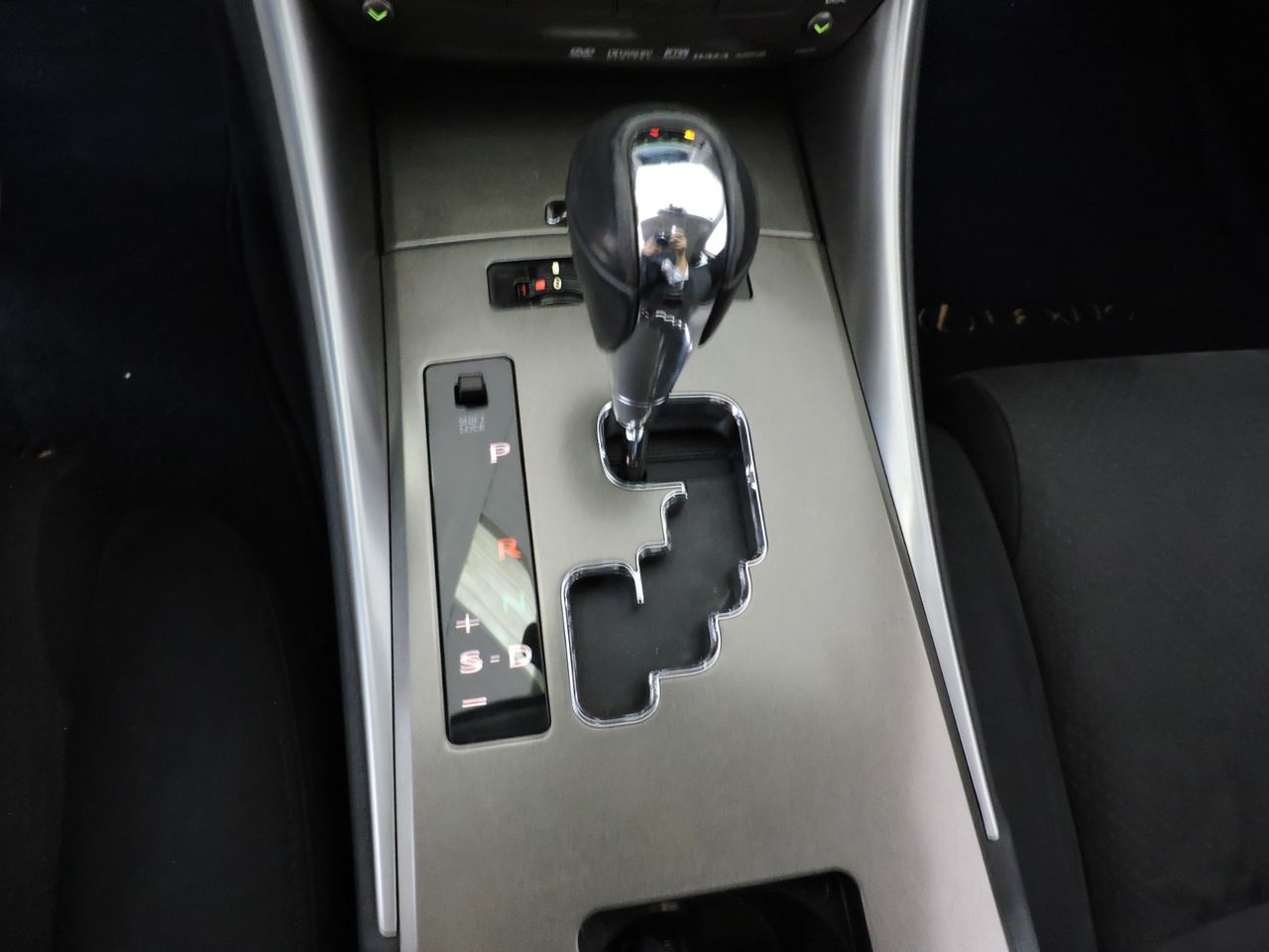 Lexus IS 250 Sport Aut. - Foto 15