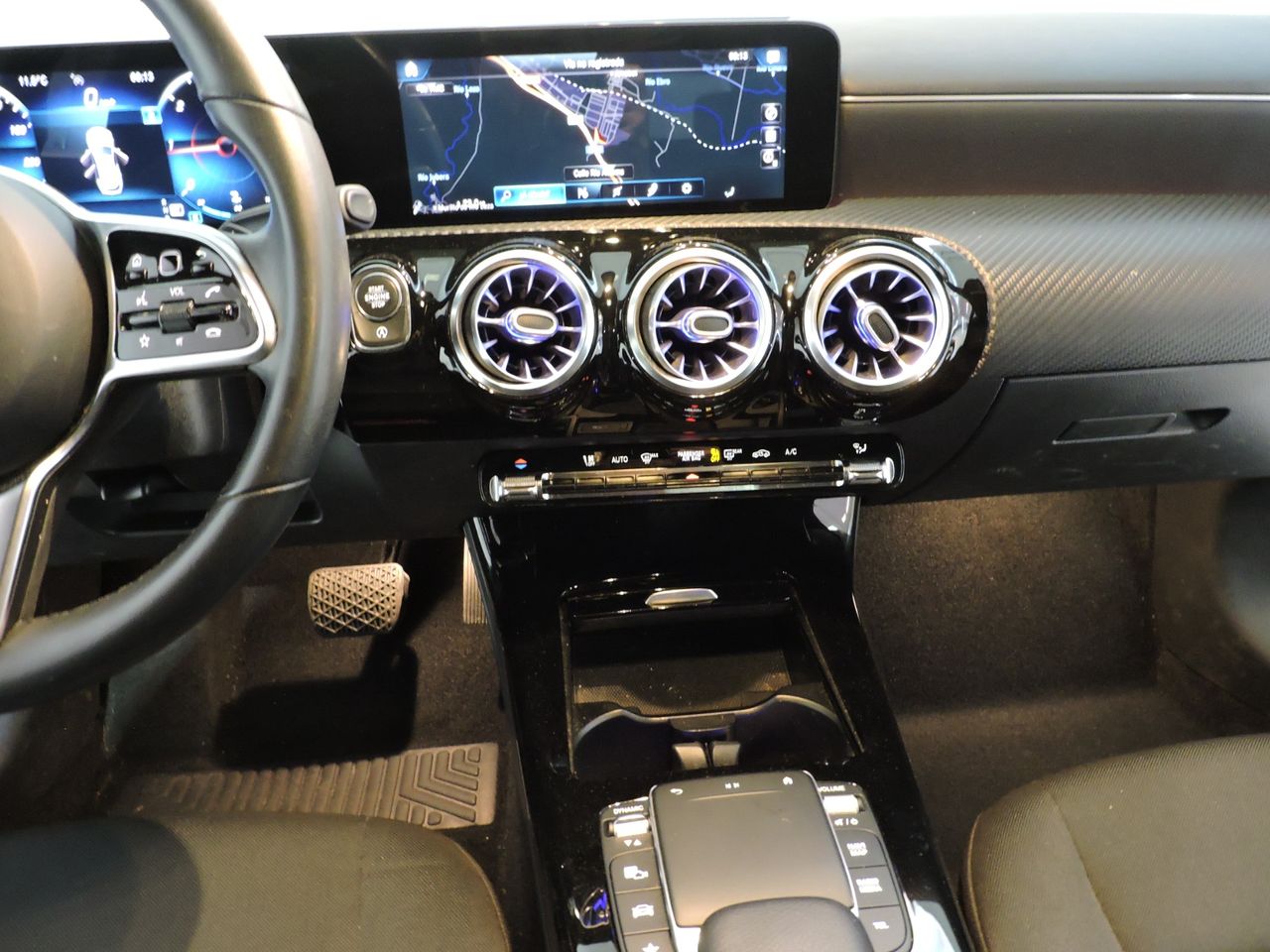 Mercedes CLA CLA SHOOTING BRAKE 180D - Foto 18