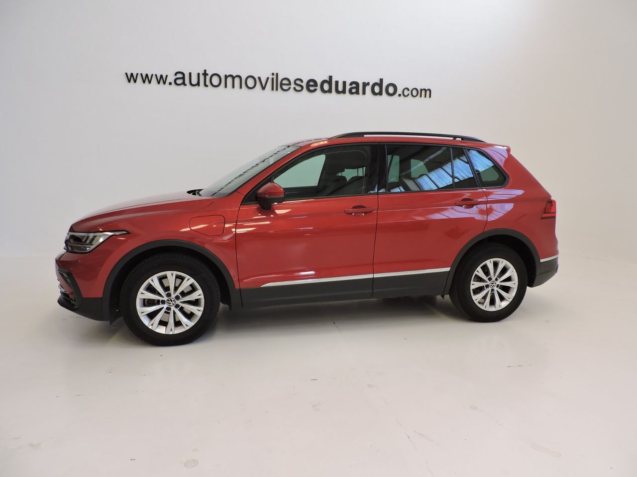 Volkswagen Tiguan eHybrid Life 1.4 TSI 180 kW - Foto 6
