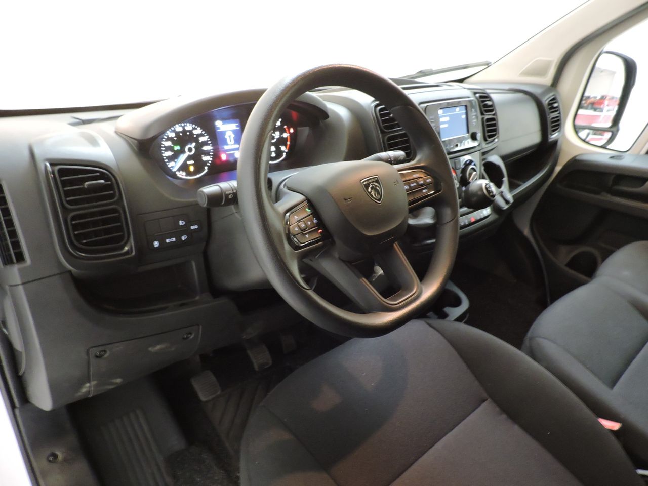 Peugeot Boxer BOXER FG 2.2 BLUEHDI 120 330L2H2 - Foto 10