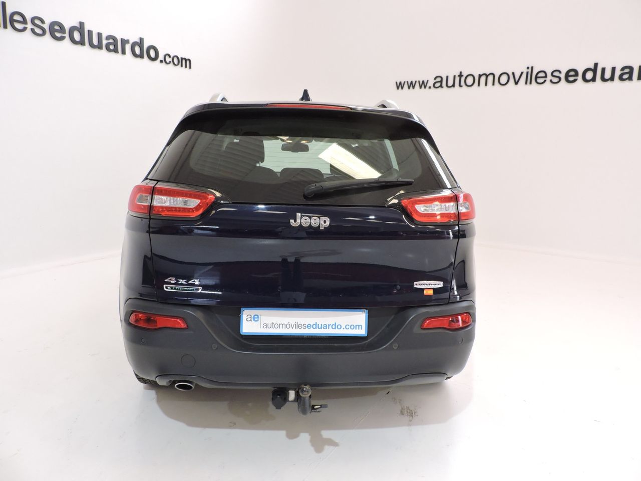 Jeep Cherokee 2.0 Diesel Longitude 4x4 140 CV Active Drive I - Foto 8