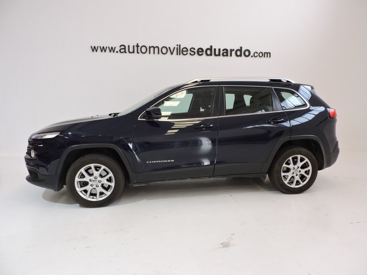 Jeep Cherokee 2.0 Diesel Longitude 4x4 140 CV Active Drive I - Foto 6