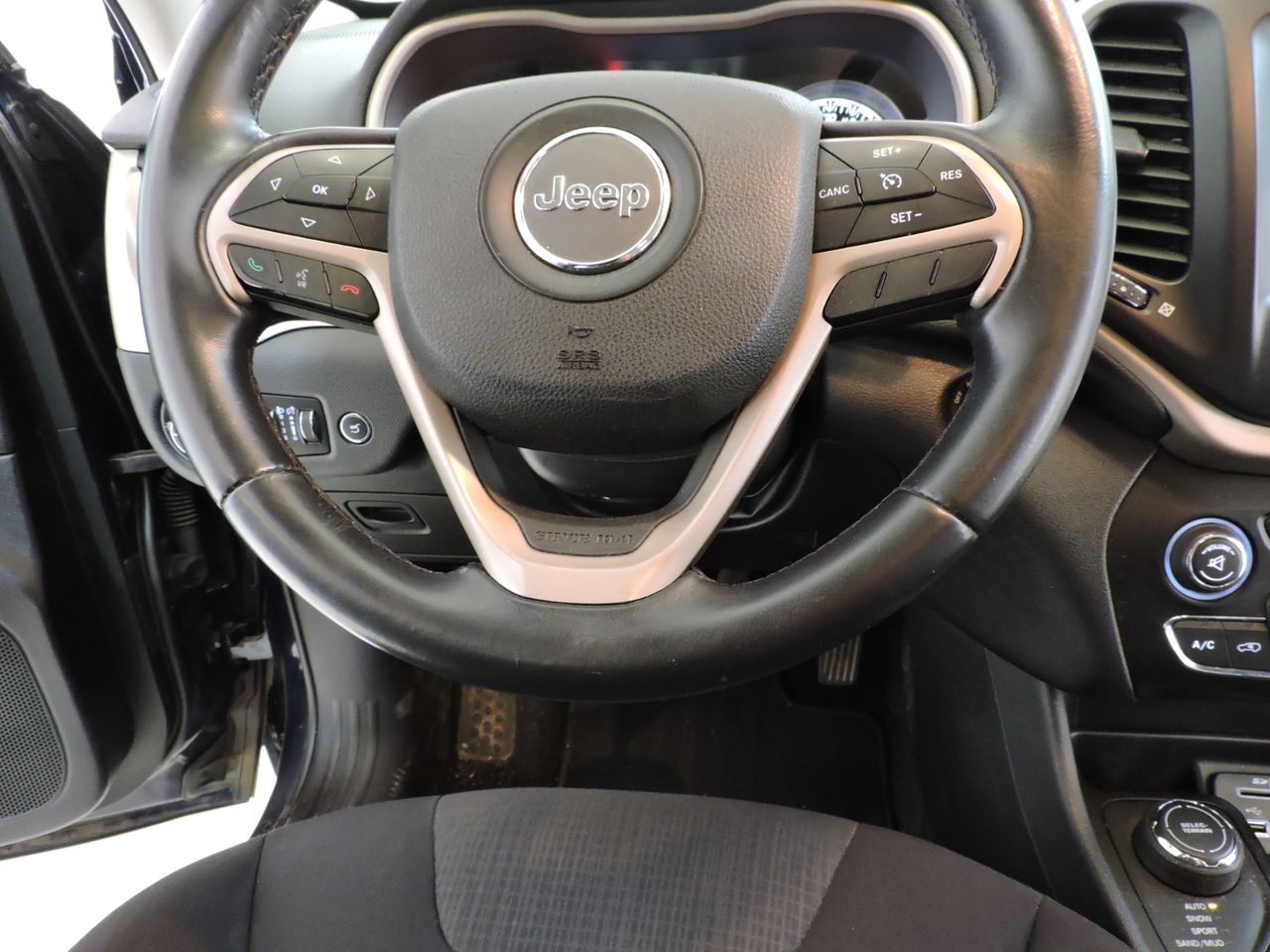 Jeep Cherokee 2.0 Diesel Longitude 4x4 140 CV Active Drive I - Foto 14