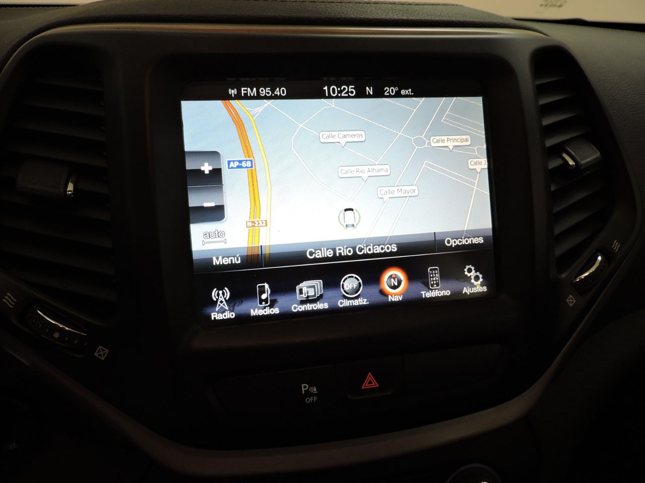 Jeep Cherokee 2.0 Diesel Longitude 4x4 140 CV Active Drive I - Foto 15