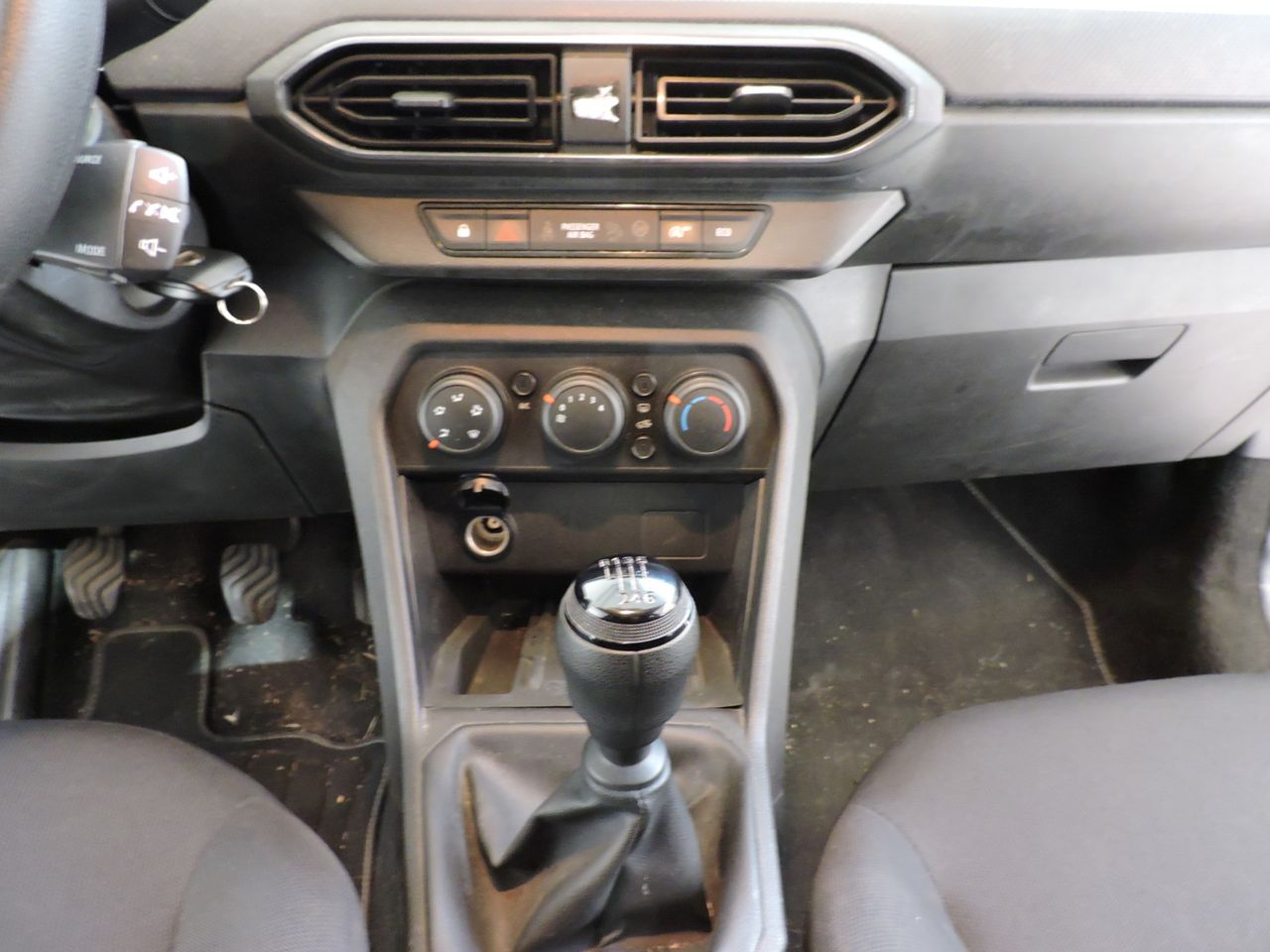 Dacia Sandero Comfort TCe 67 kW - Foto 15