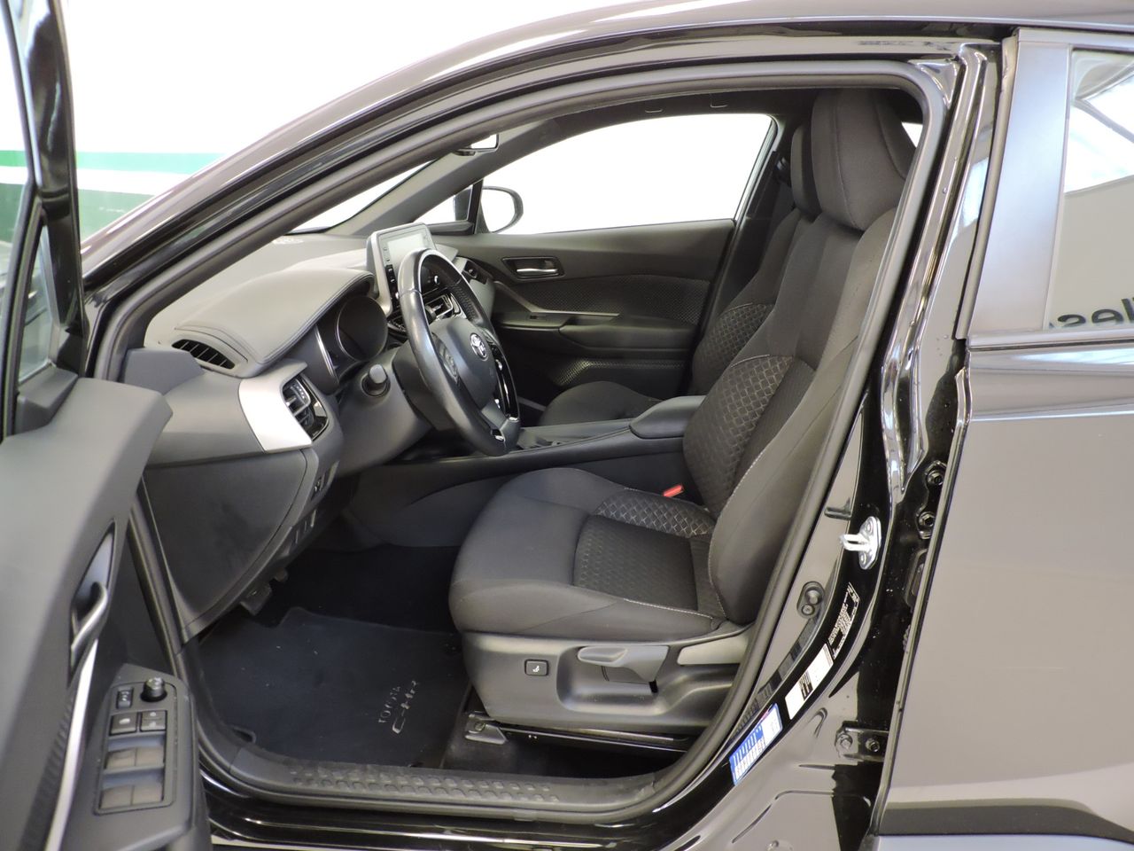 Toyota C-HR 125H Advance Plus Business - Foto 16