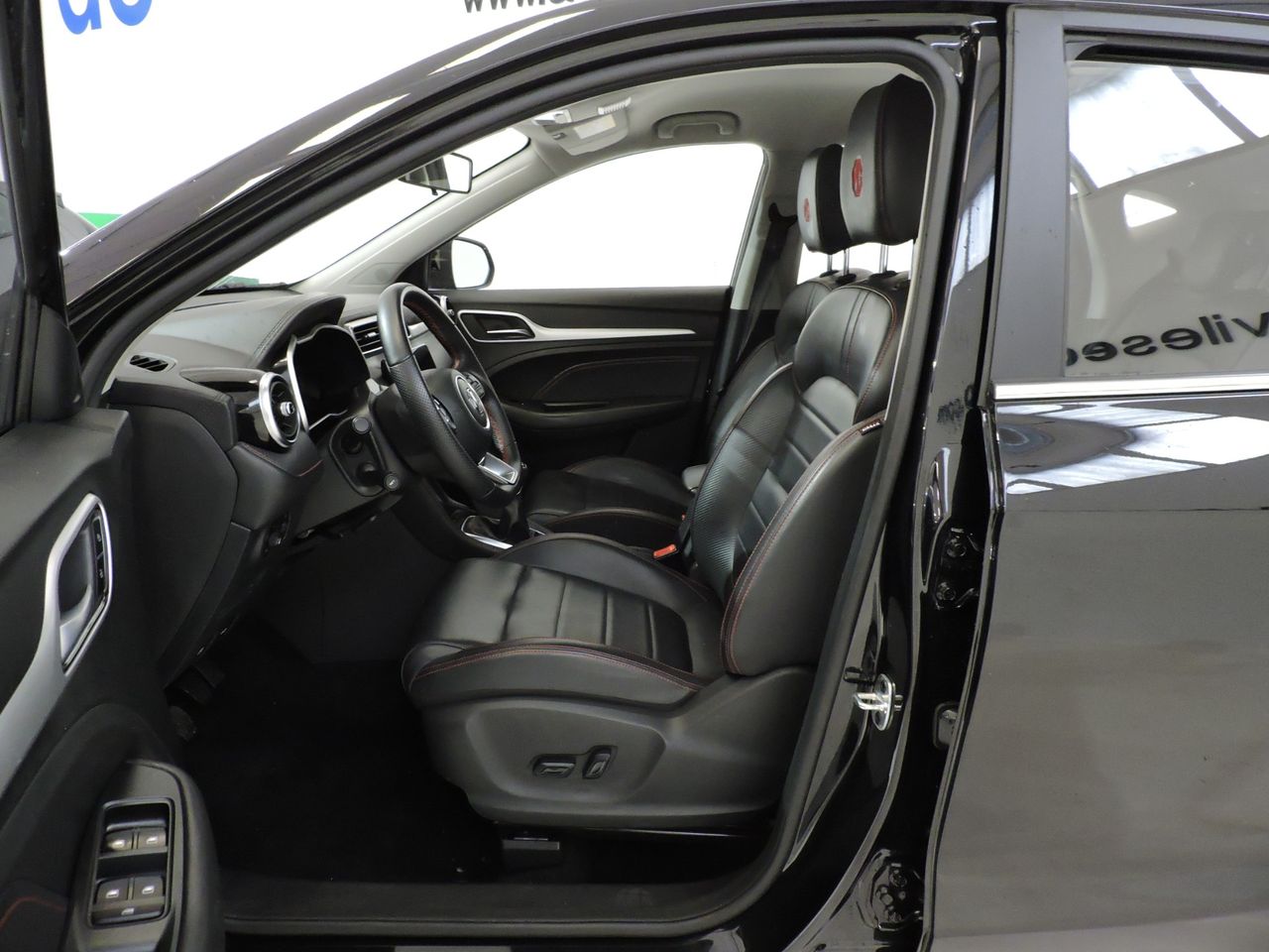 MG ZS Luxury 1.5 VTI-tech - Foto 11