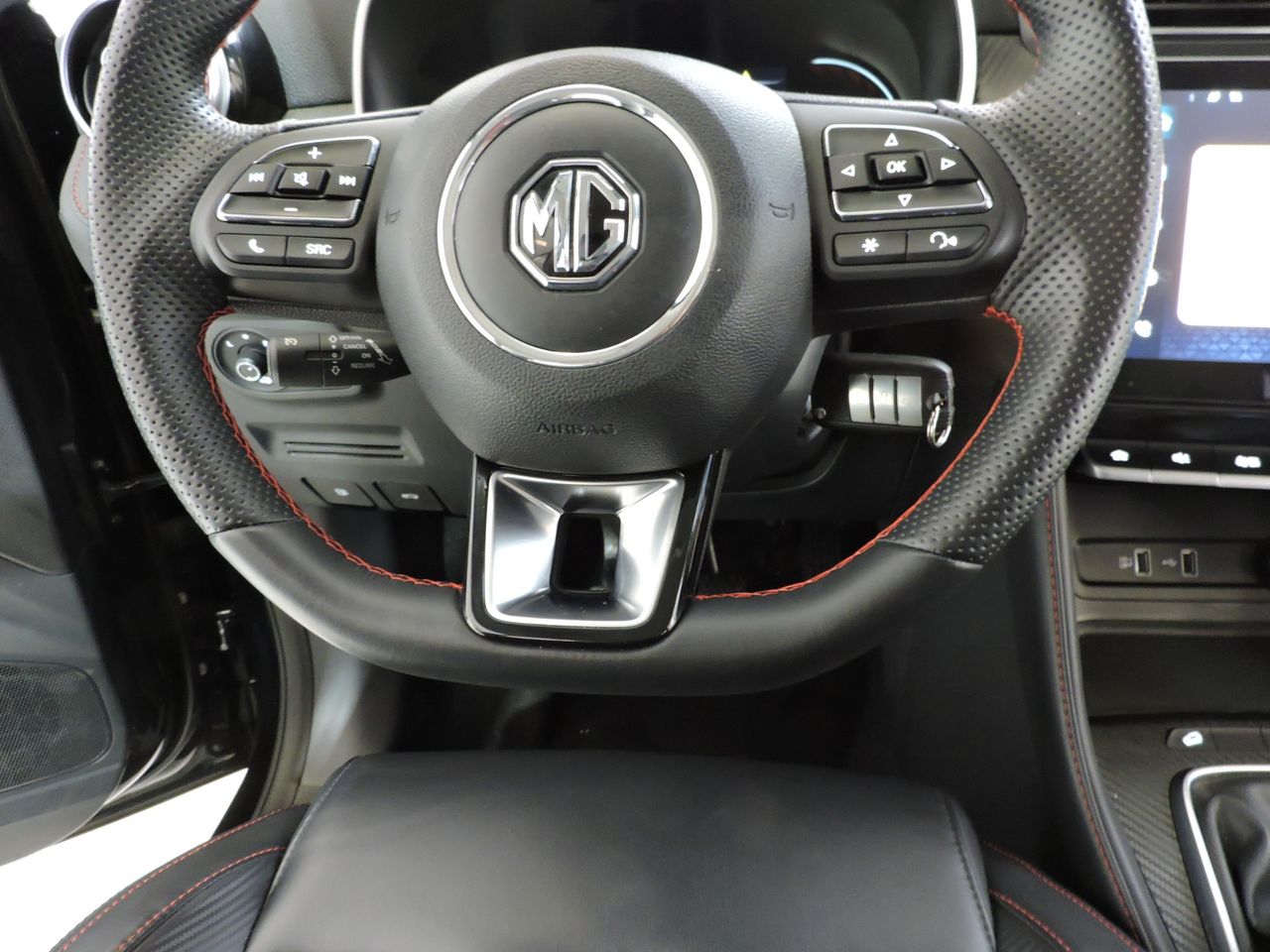 MG ZS Luxury 1.5 VTI-tech - Foto 11
