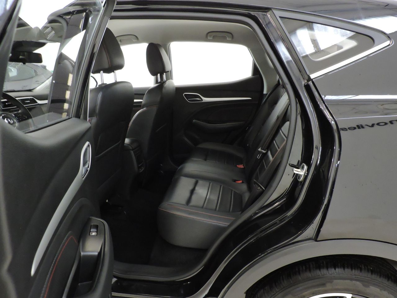 MG ZS Luxury 1.5 VTI-tech - Foto 13
