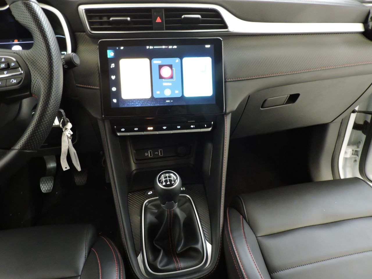 MG ZS Luxury 1.5 VTI-tech - Foto 17