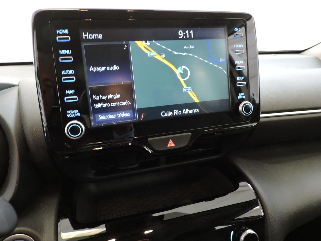 Toyota Yaris Cross Hybrid 120H Business Plus - Foto 17
