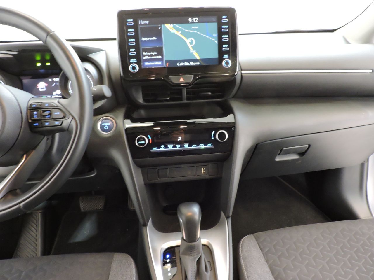 Toyota Yaris Cross Hybrid 120H Business Plus - Foto 18