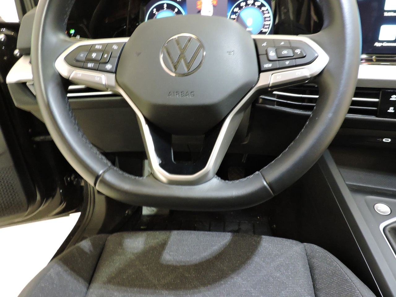 Volkswagen Golf Life 2.0 TDI 85 kW - Foto 14