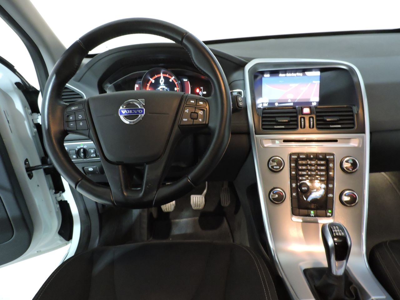 Volvo XC60 D3 Kinetic - Foto 10