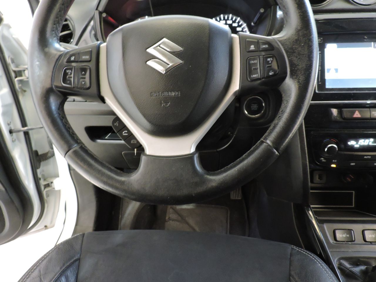 Suzuki Vitara 1.6 DDiS GLX 4x2 - Foto 14
