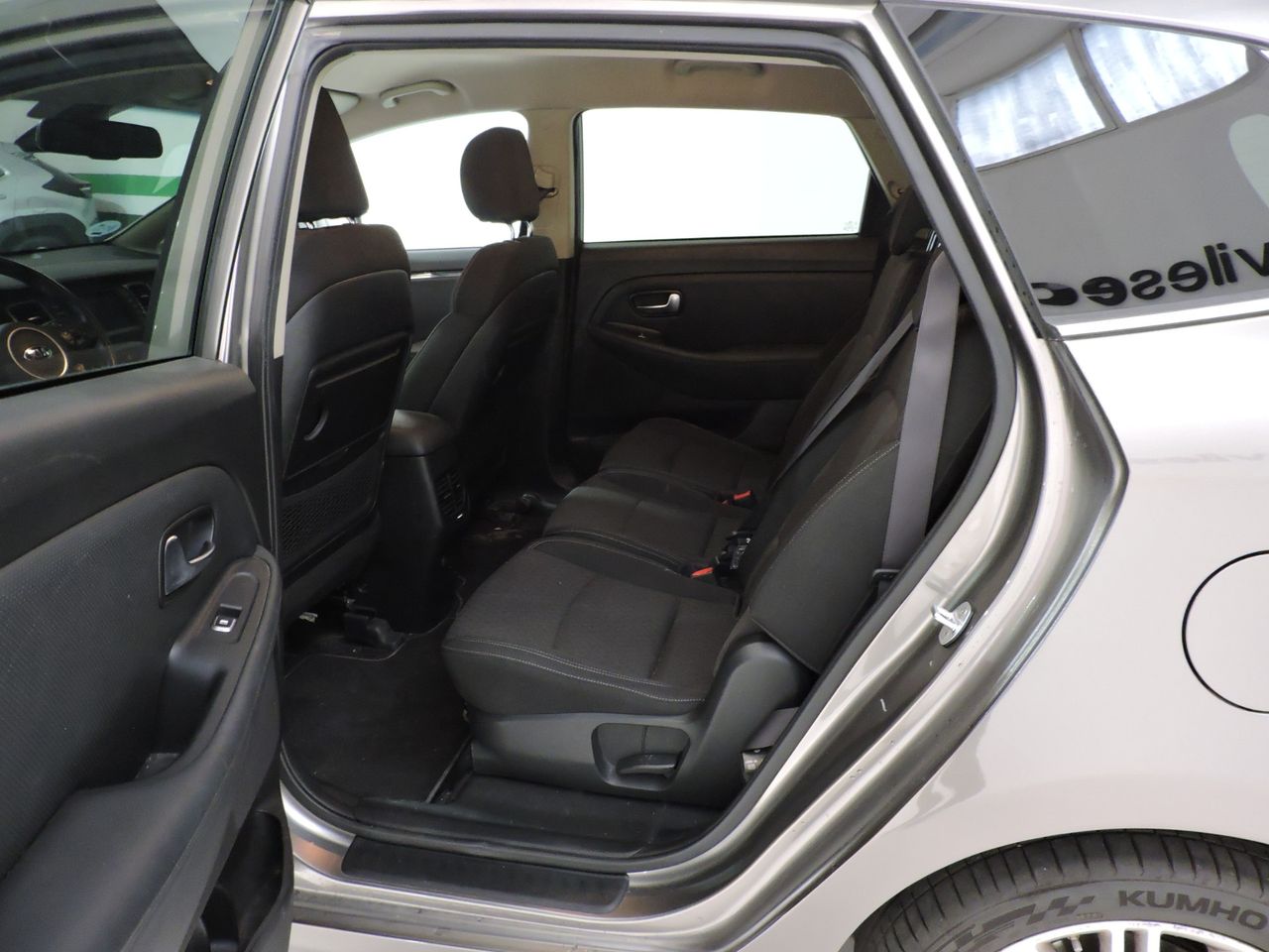 Kia Carens 1.6 GDi 99 kW 135cv Drive - Foto 17