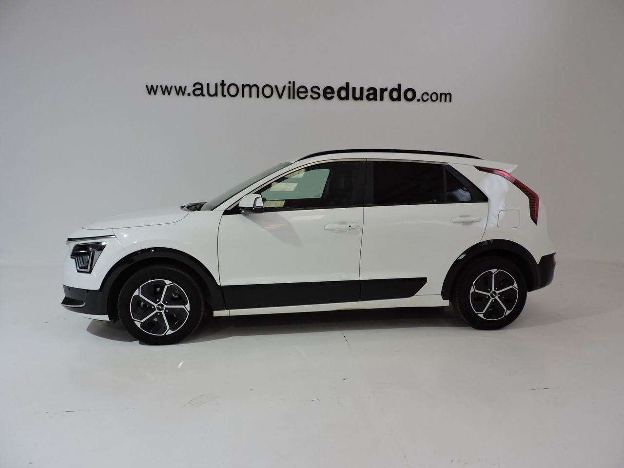 Kia Niro 1.6 HEV Drive 105cv - Foto 6