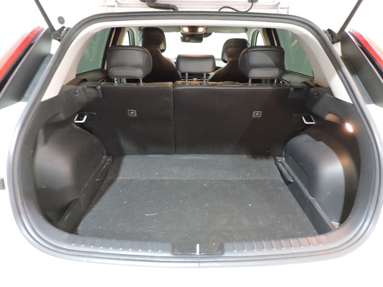 Kia Niro 1.6 HEV Drive 105cv - Foto 19
