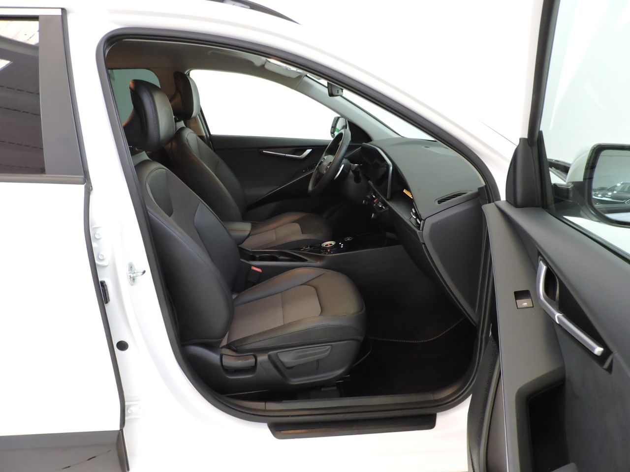 Kia Niro 1.6 HEV Drive 105cv - Foto 12