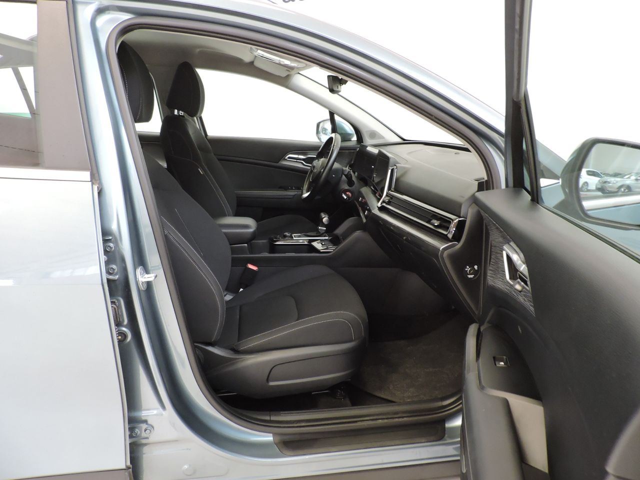 Kia Sportage Tech 1.6 CRDi MHEV 100 kW 136CV Business - Foto 17