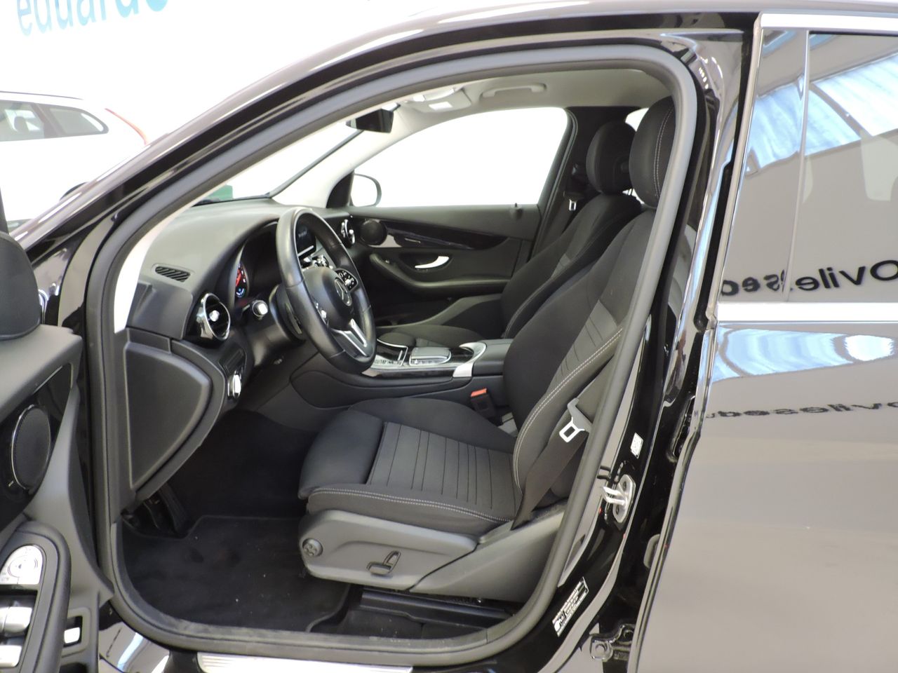 Mercedes GLC 300 e 4MATIC - Foto 15