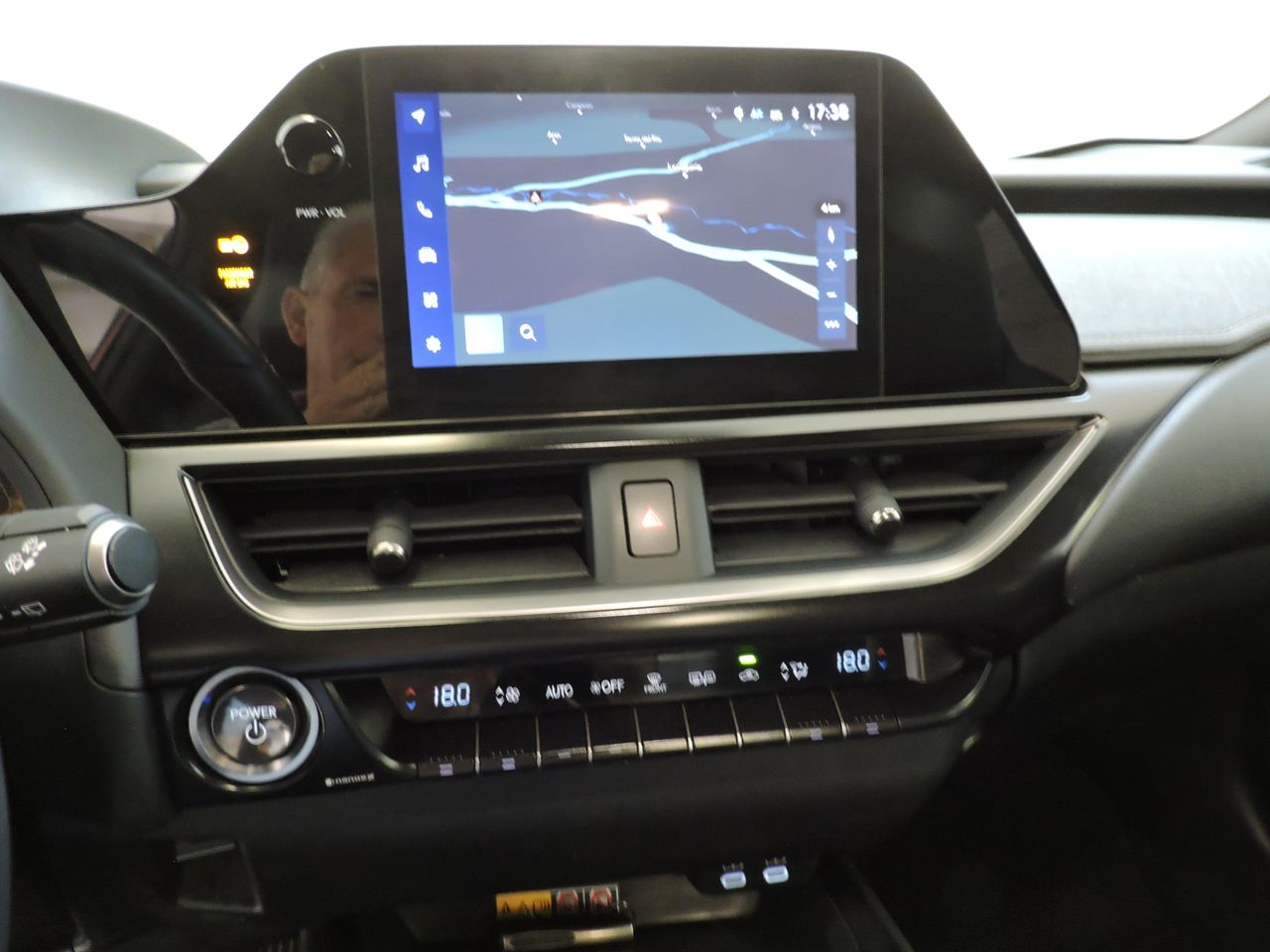 Lexus UX 250h 4x4 F Sport DESIGN - Foto 14