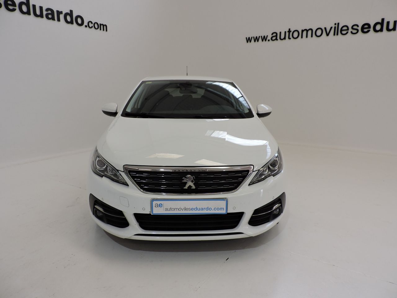 Peugeot 308 5p Allure 1.5 BlueHDi 130 S&S - Foto 3