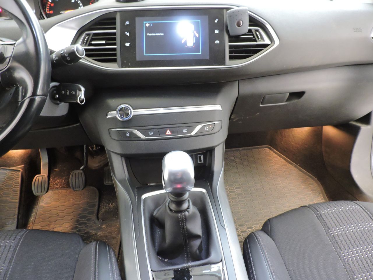Peugeot 308 5p Allure 1.5 BlueHDi 130 S&S - Foto 12