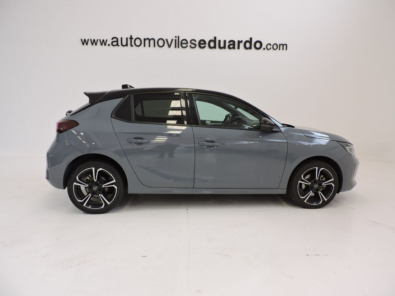 Opel Corsa Hybrid 1.2 100 kW - Foto 5